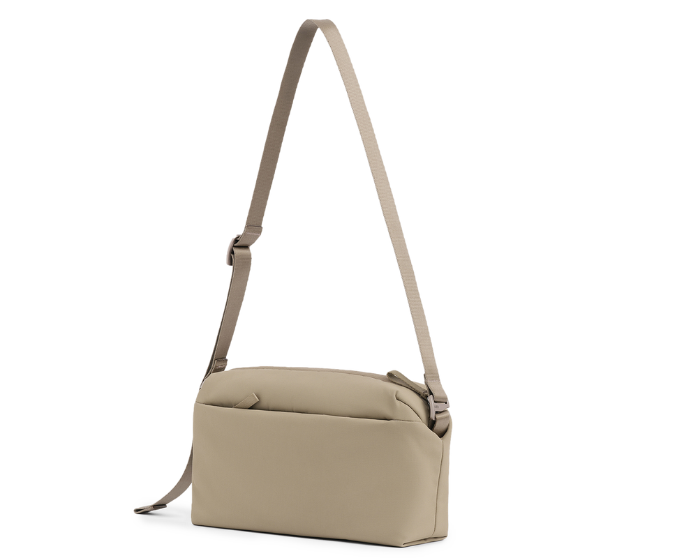 Urth Dolomite 5.1L Crossbody Cameratas - Weerbestendig Gerecycled (Groen Urth Dolomite 5.1L Crossbody Cameratas - Weerbestendig Gerecycled (Groen