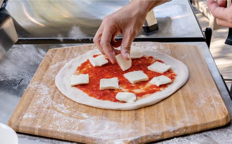 Condisci la tua pizza