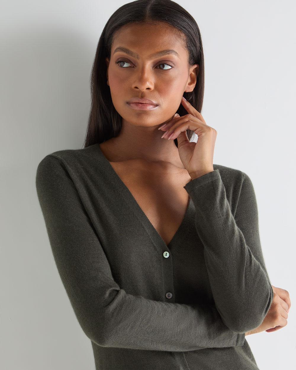 Women's Mia Superfine Cashmere V Neck Cardigan Arabica Khaki | N.Peal