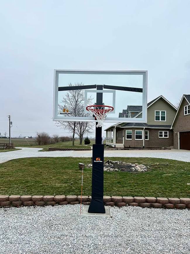 Basketball Hoops Noblesville, IN Goalrilla and Goaliath Basketball