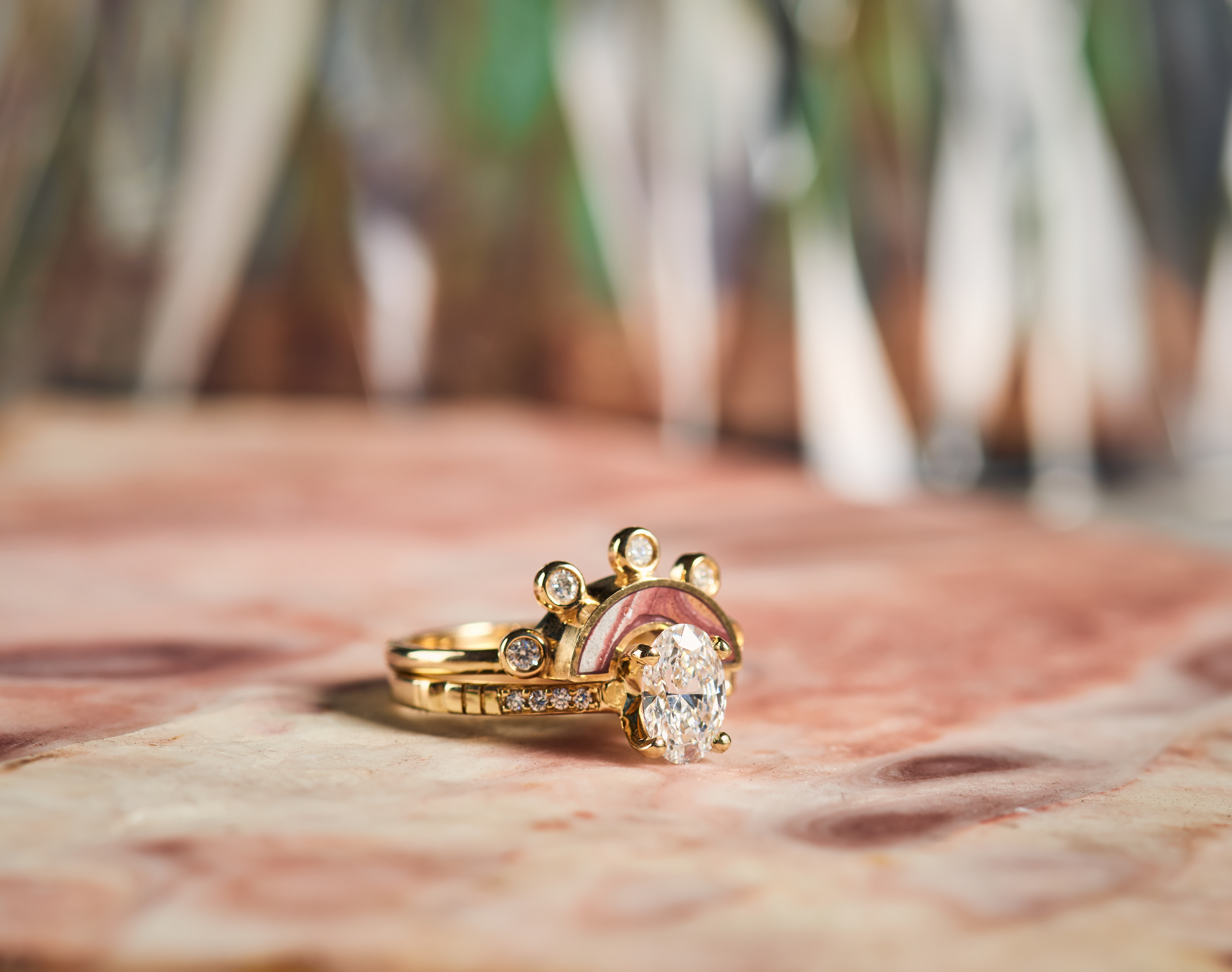 wonder stone inlay ring crown with a white diamond and yellow gold