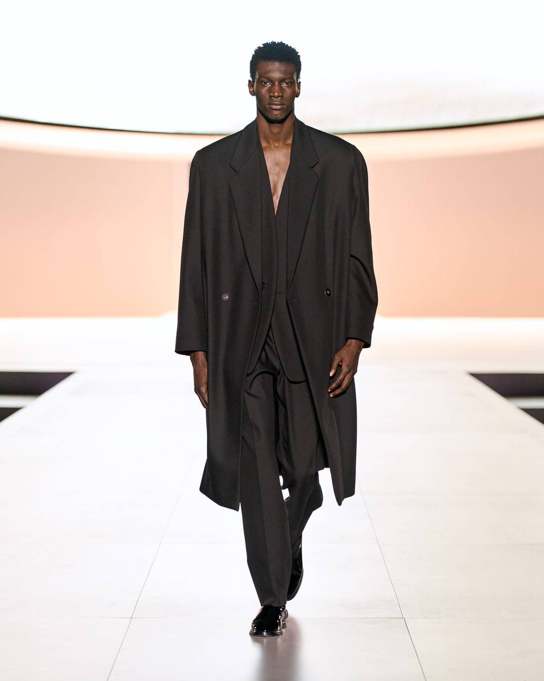 COLLECTION 8 Look 02