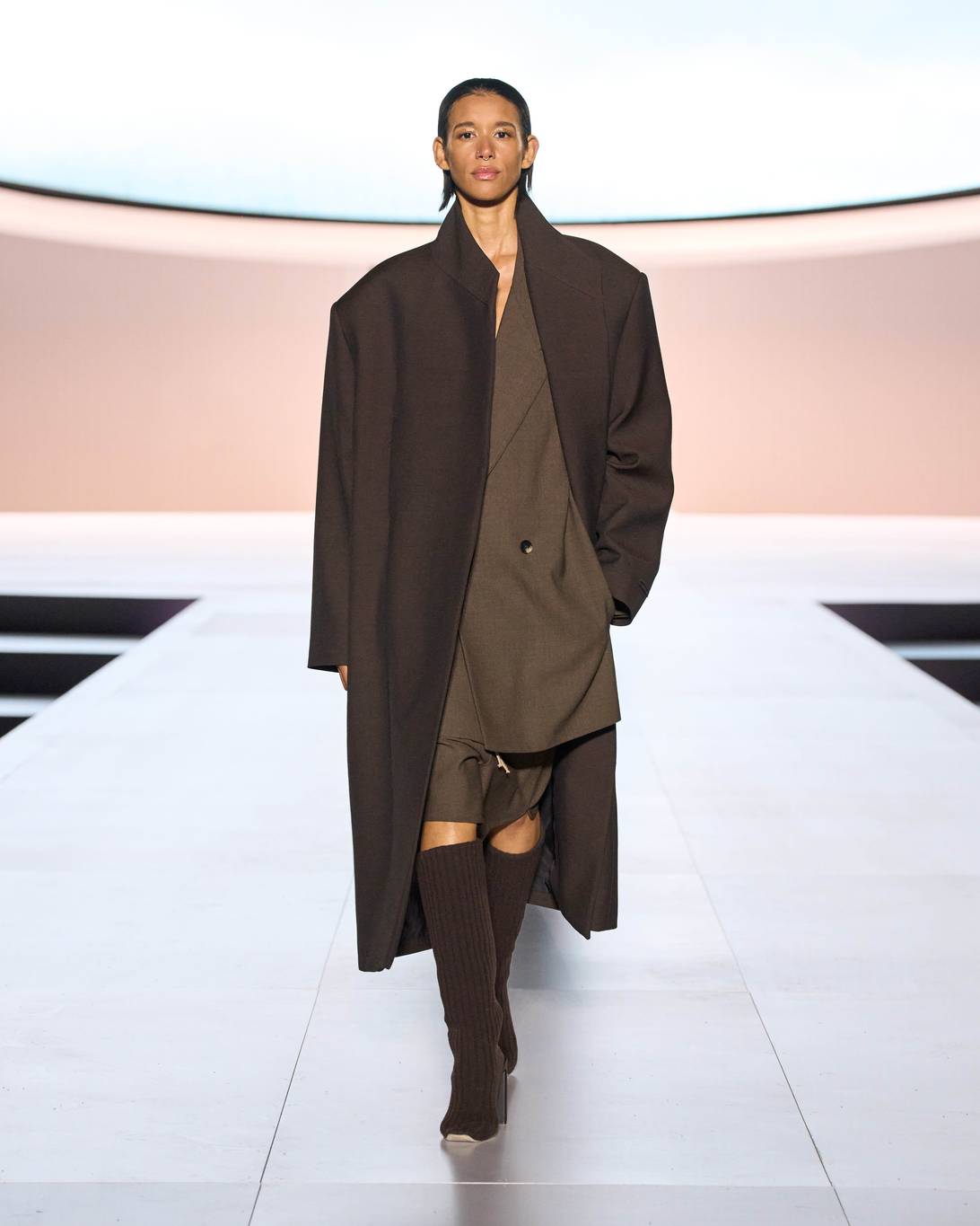 COLLECTION 8 Look 38