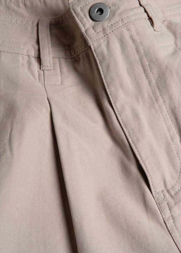 Double Pleated Twill Shorts