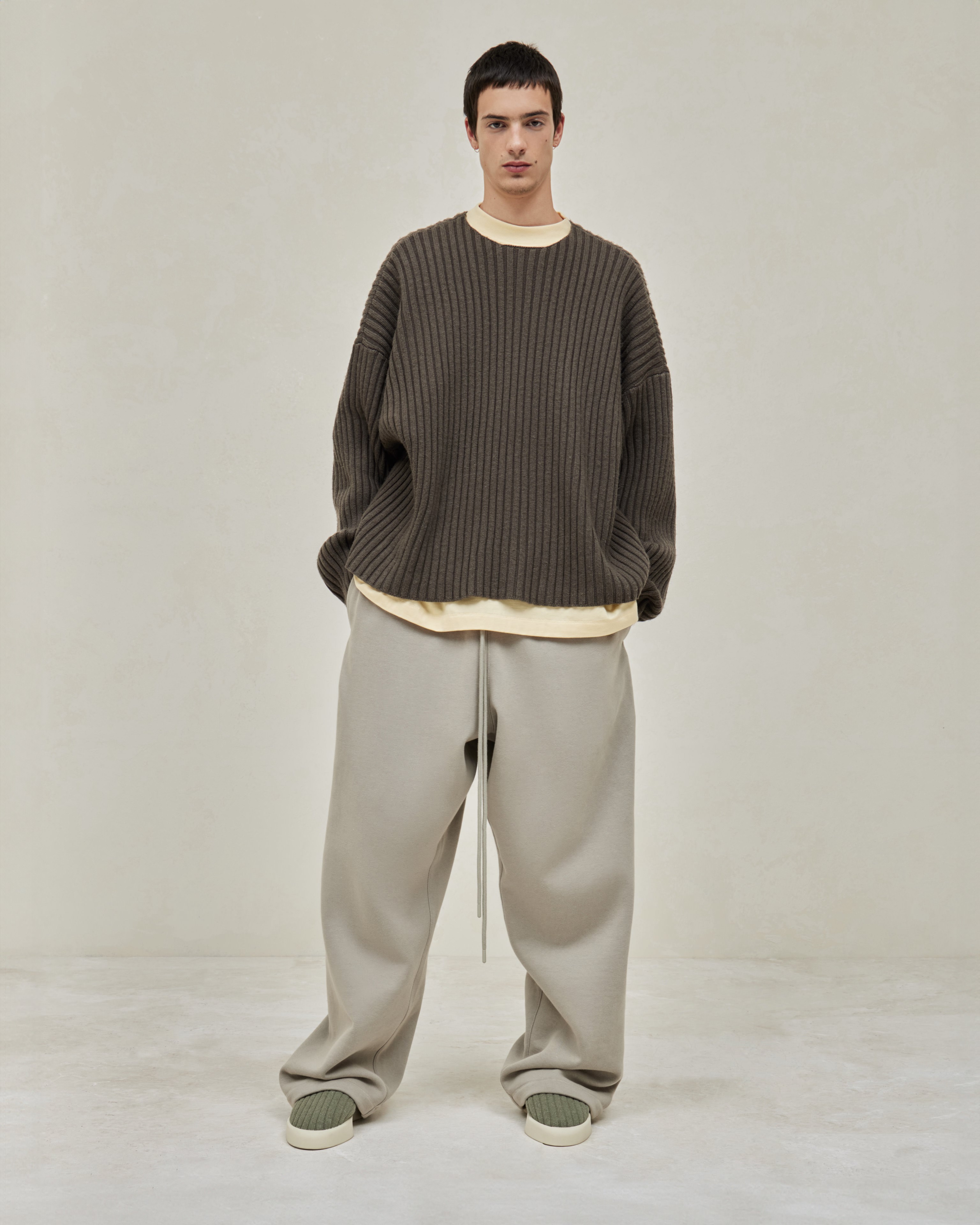 ESSENTIALS The Winter 2024 Collection Lookbook Fear Of God   Look 23 