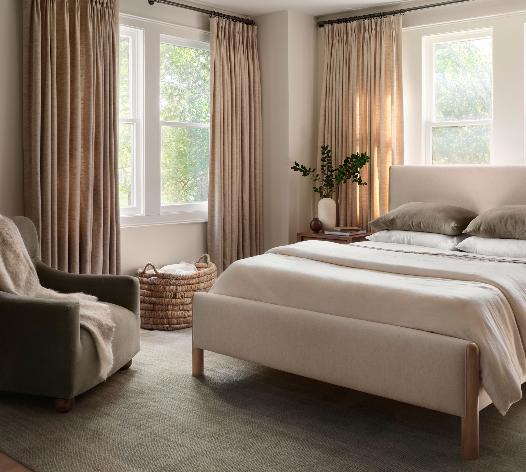 30 Best Bedroom Area Rugs - Great Ideas for Bedroom Rugs