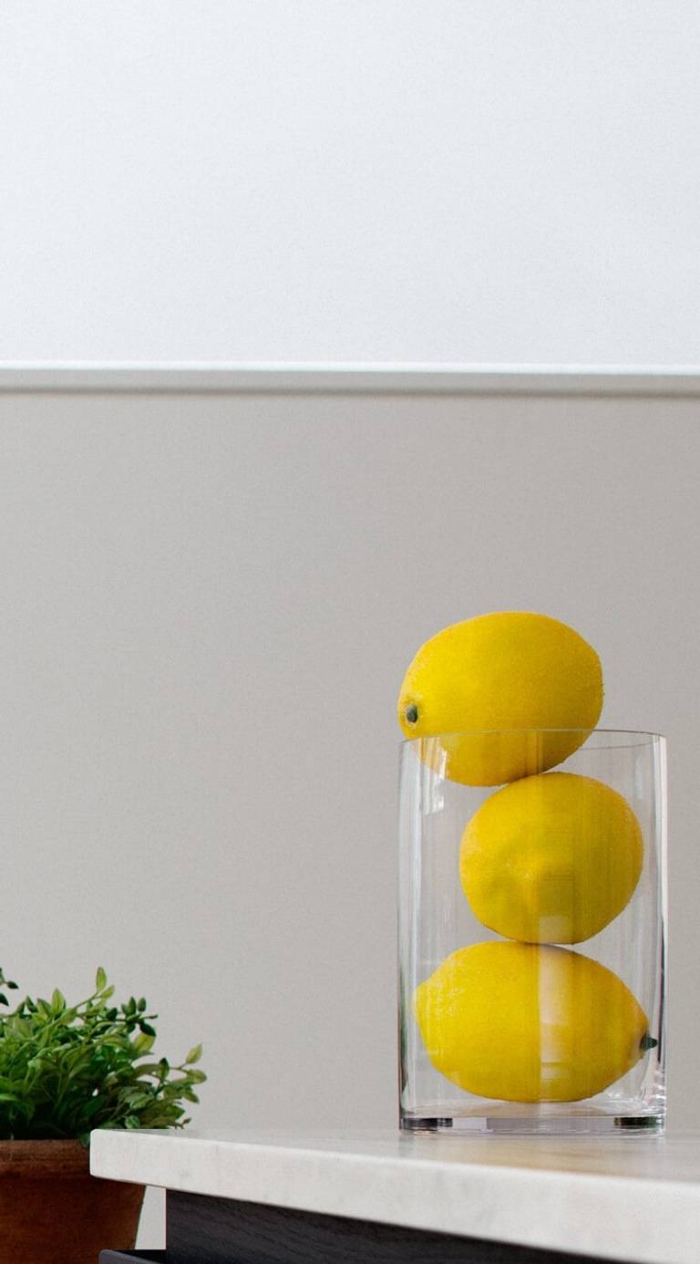 Lemons in the glass 
