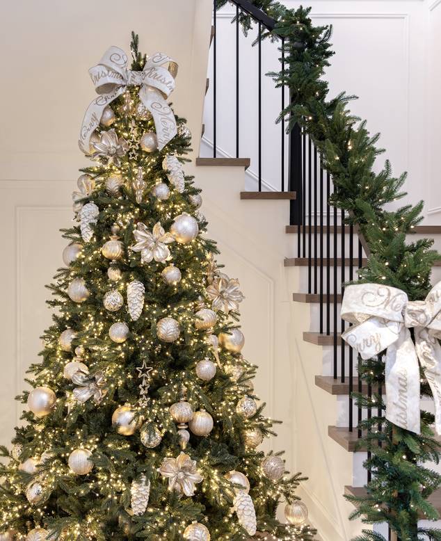 Vermont Green Pre-Lit Christmas Trees (Slim)