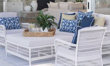 Hampton Outdoor 3 Seater Sofa White With Ecru