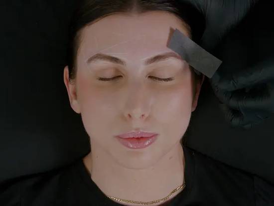 {"en"=>"Apply the Wax"}