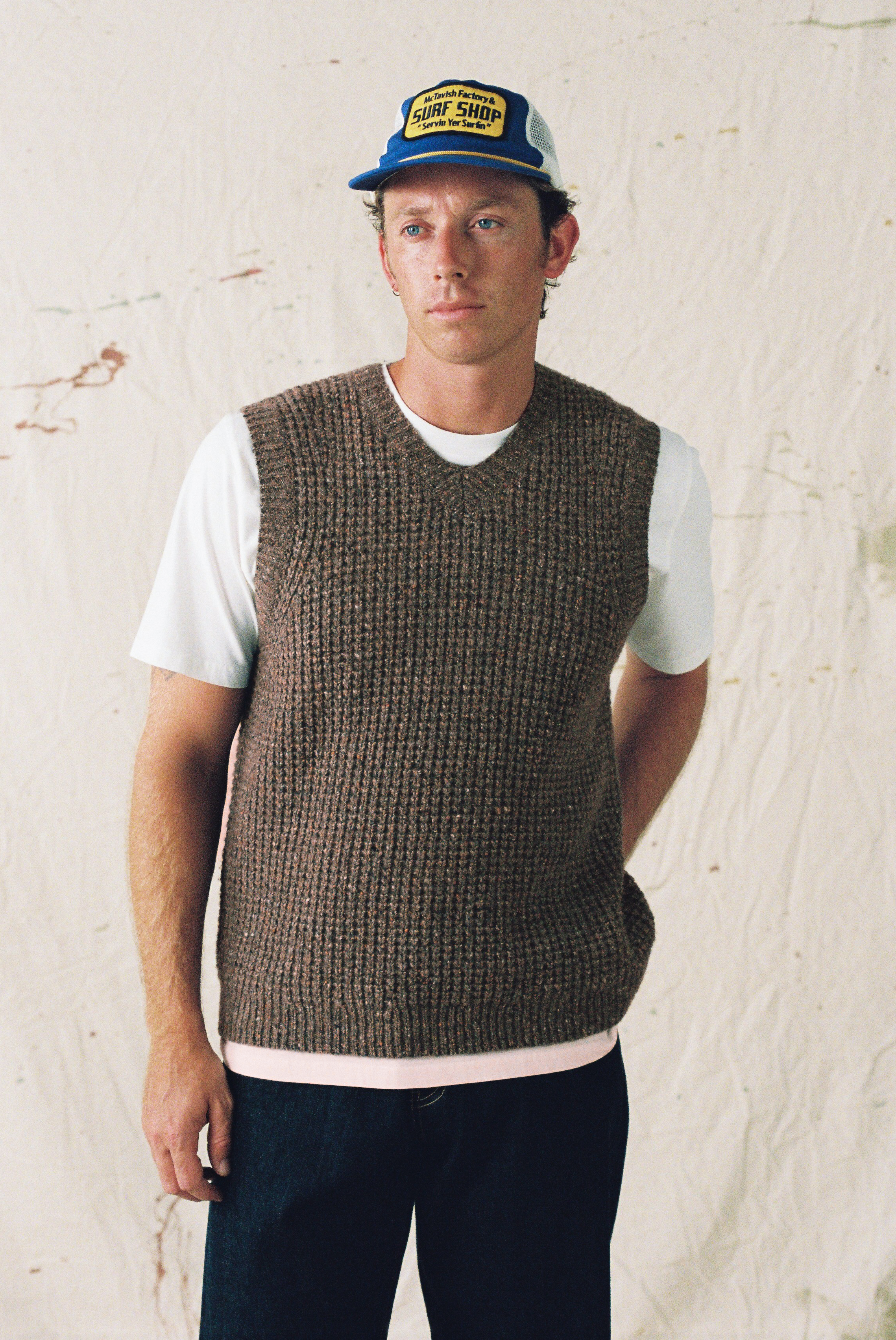 Vee Knit Vest – McTavish Surfboards