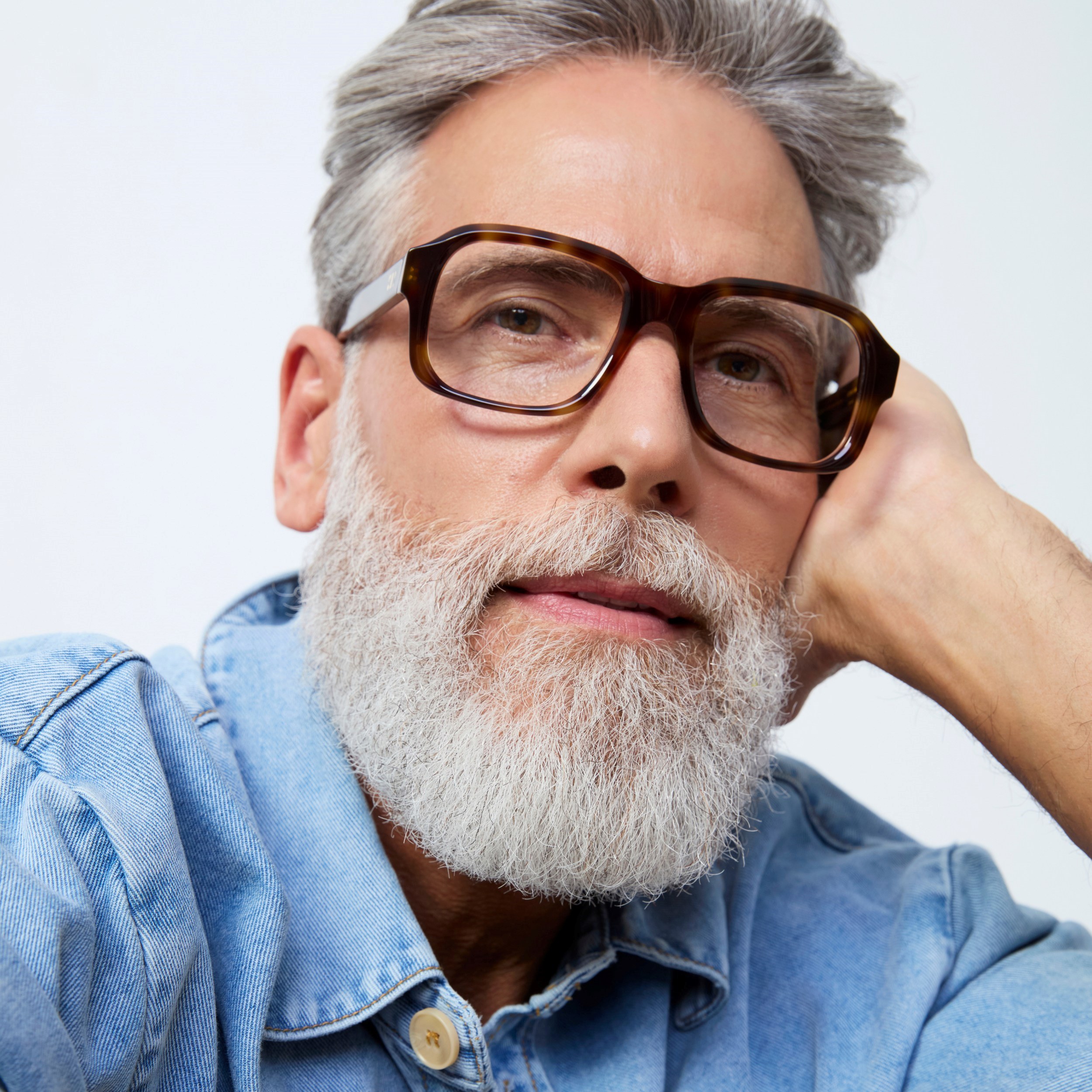 Photo of a man or woman wearing Colin Black Reading Glasses by French Kiwis