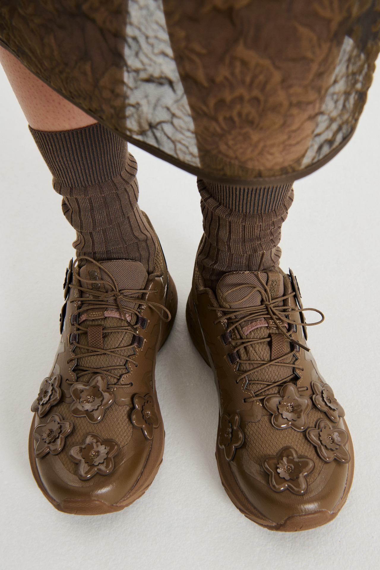 CECILIE BAHNSEN x ASICS GEL TERRAIN | RED CECILIE BAHNSEN x ASICS GEL TERRAIN | RED