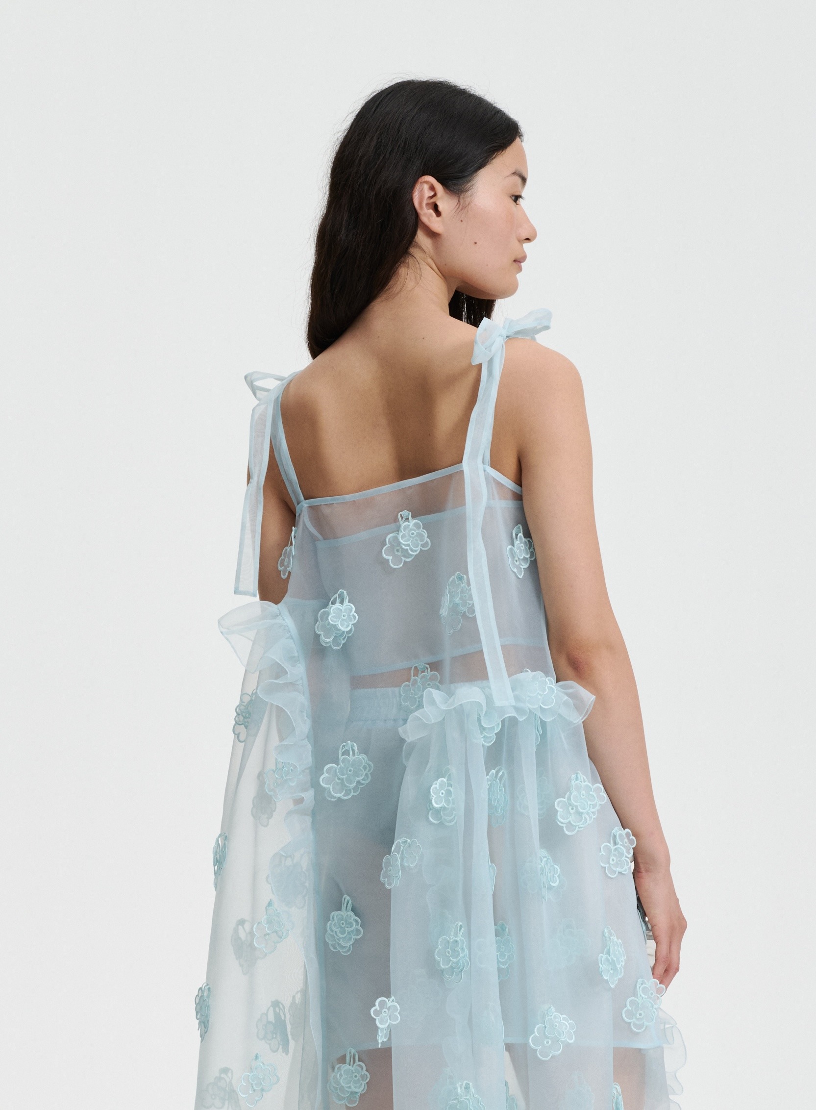 OSWALD | DRESS KIRI EMBROIDERY LIGHT BLUE