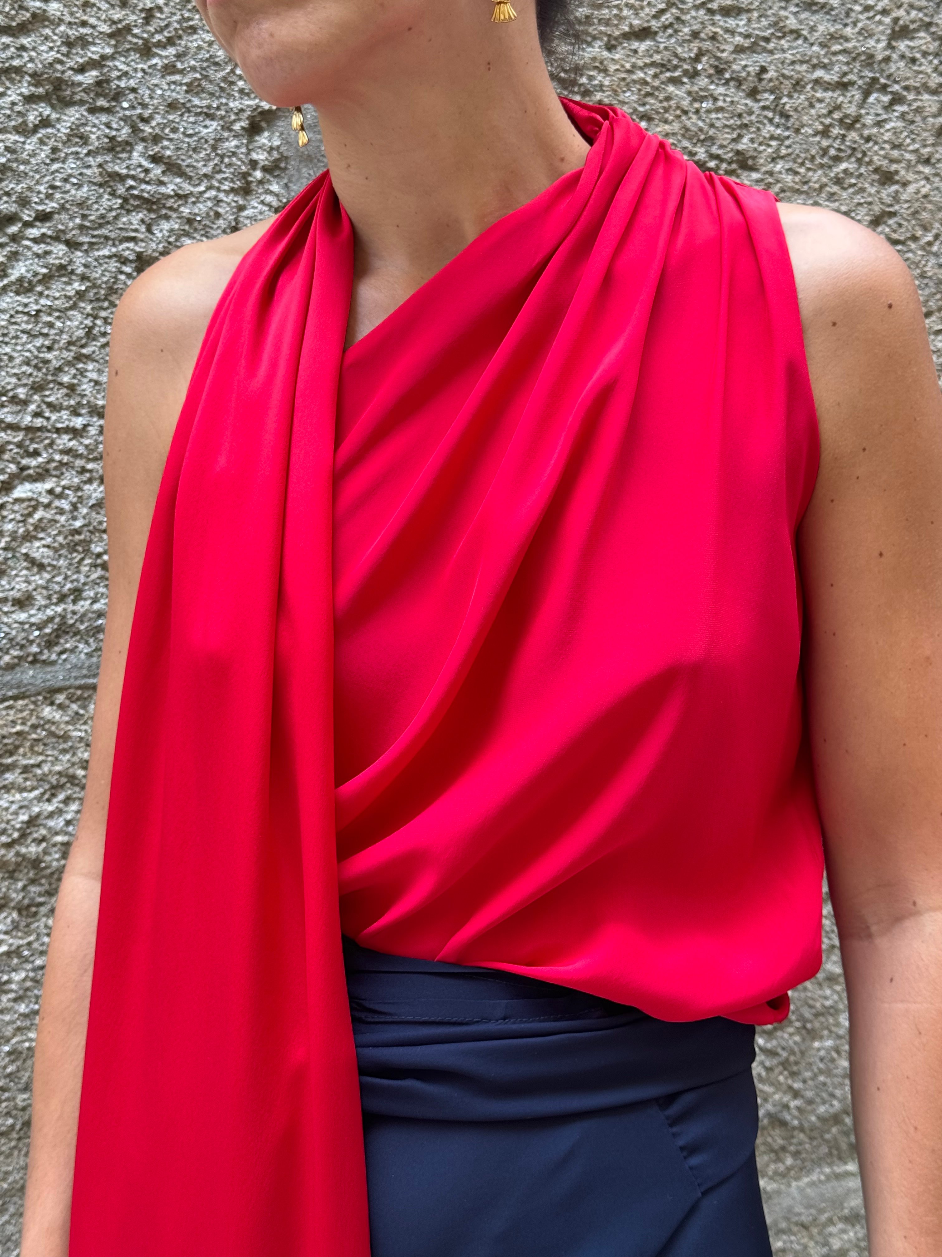Product Image: Tuia Scarf top red
