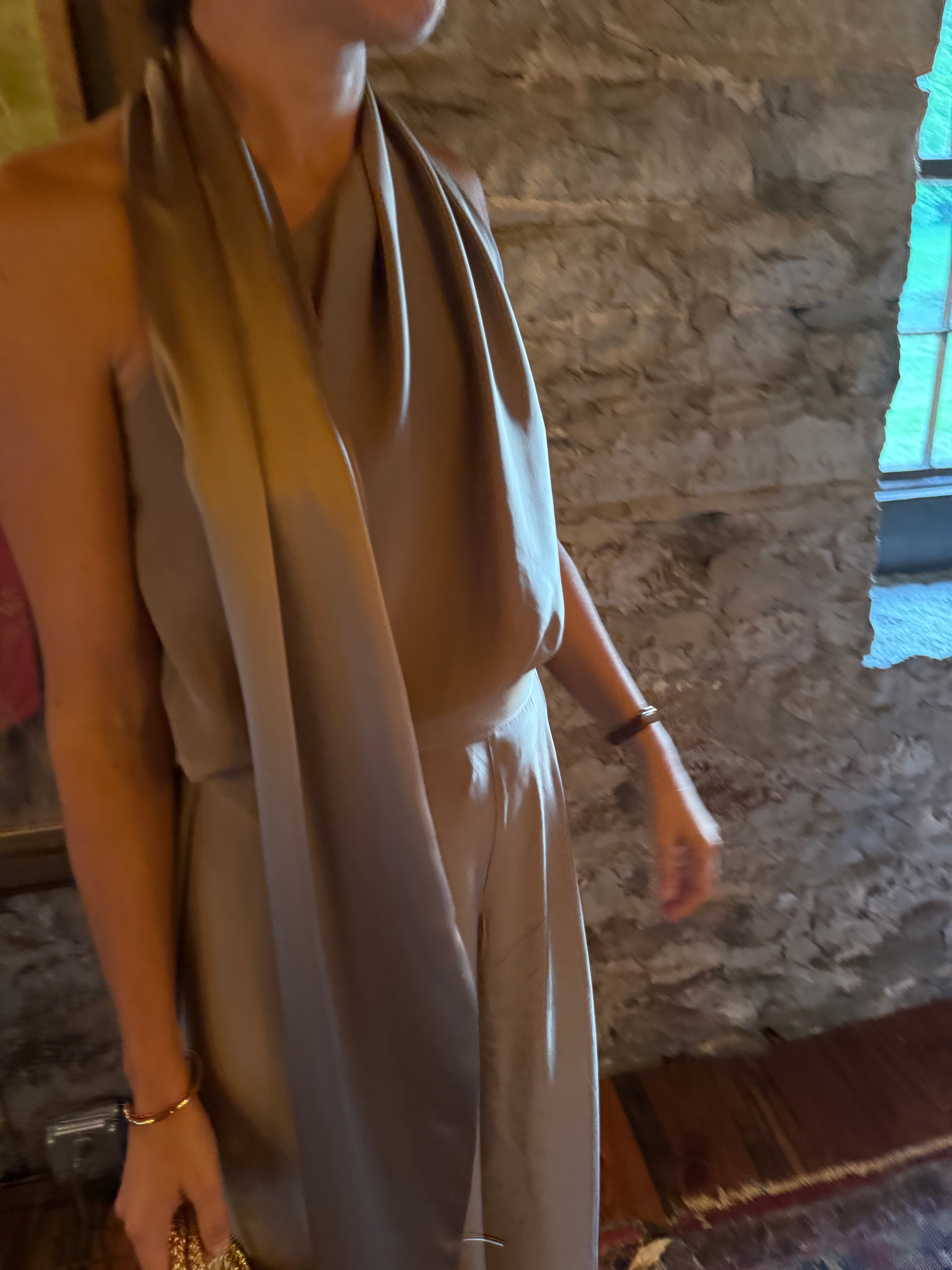 Product Image: Tuia Scarf top sand