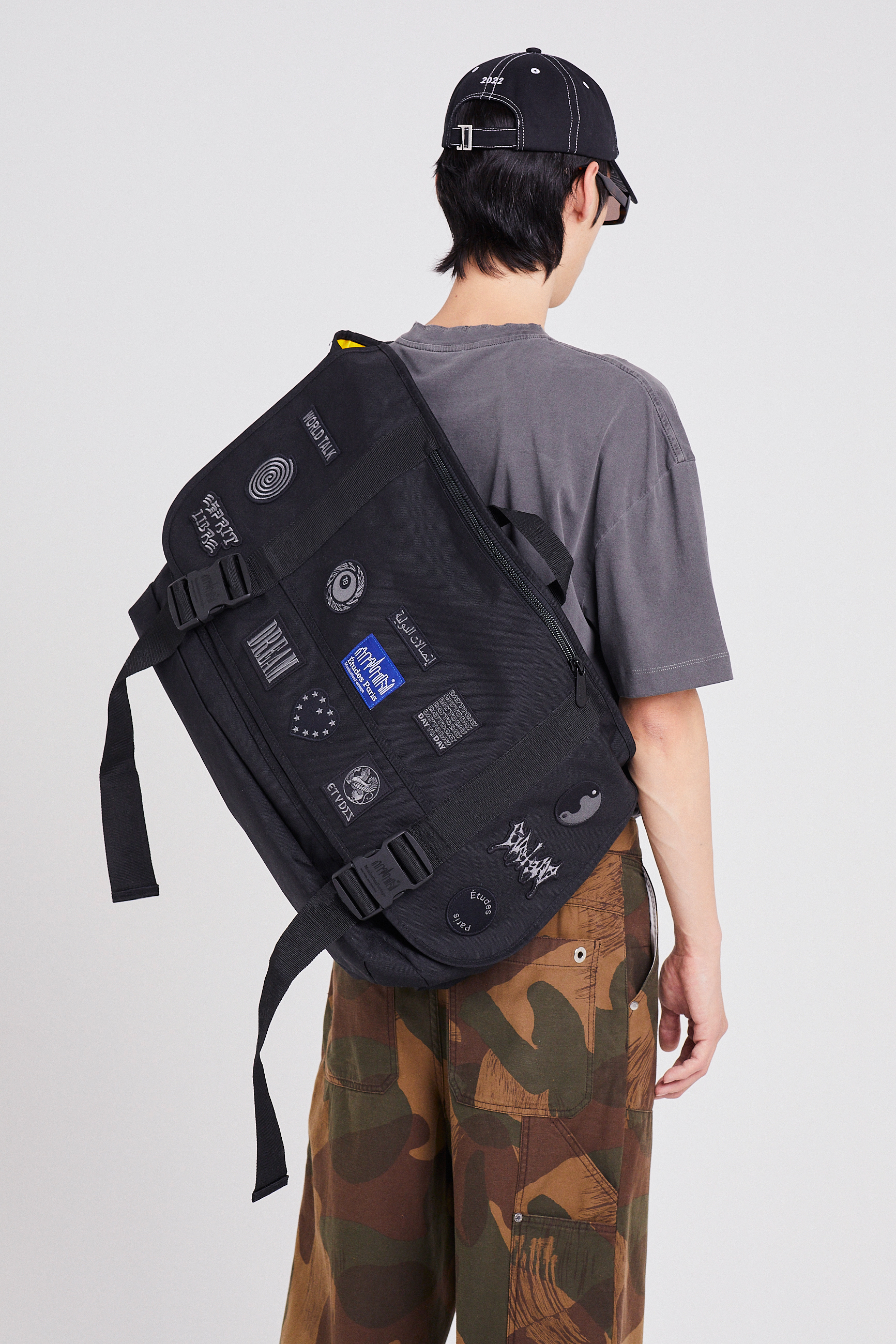 Études x Manhattan Portage Messenger Bag - ショルダーバッグ