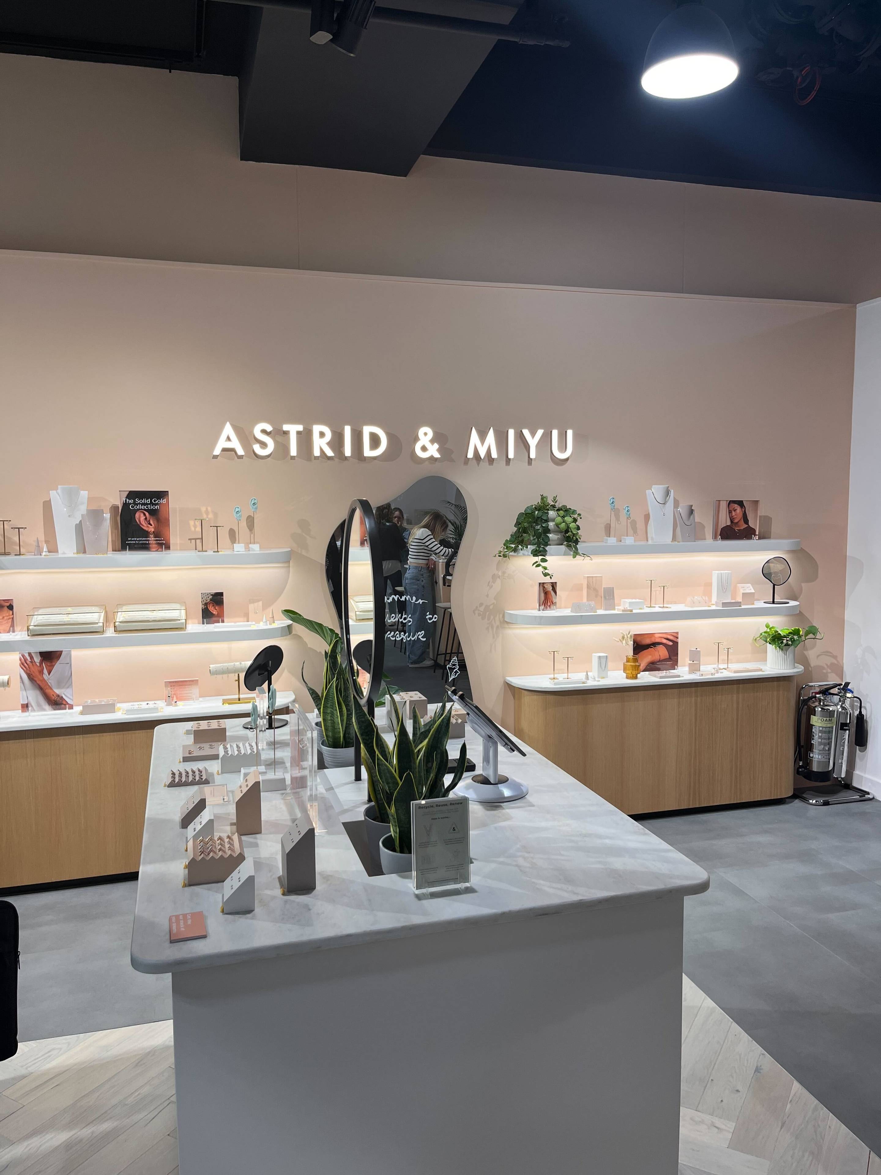 Stores Astrid & Miyu