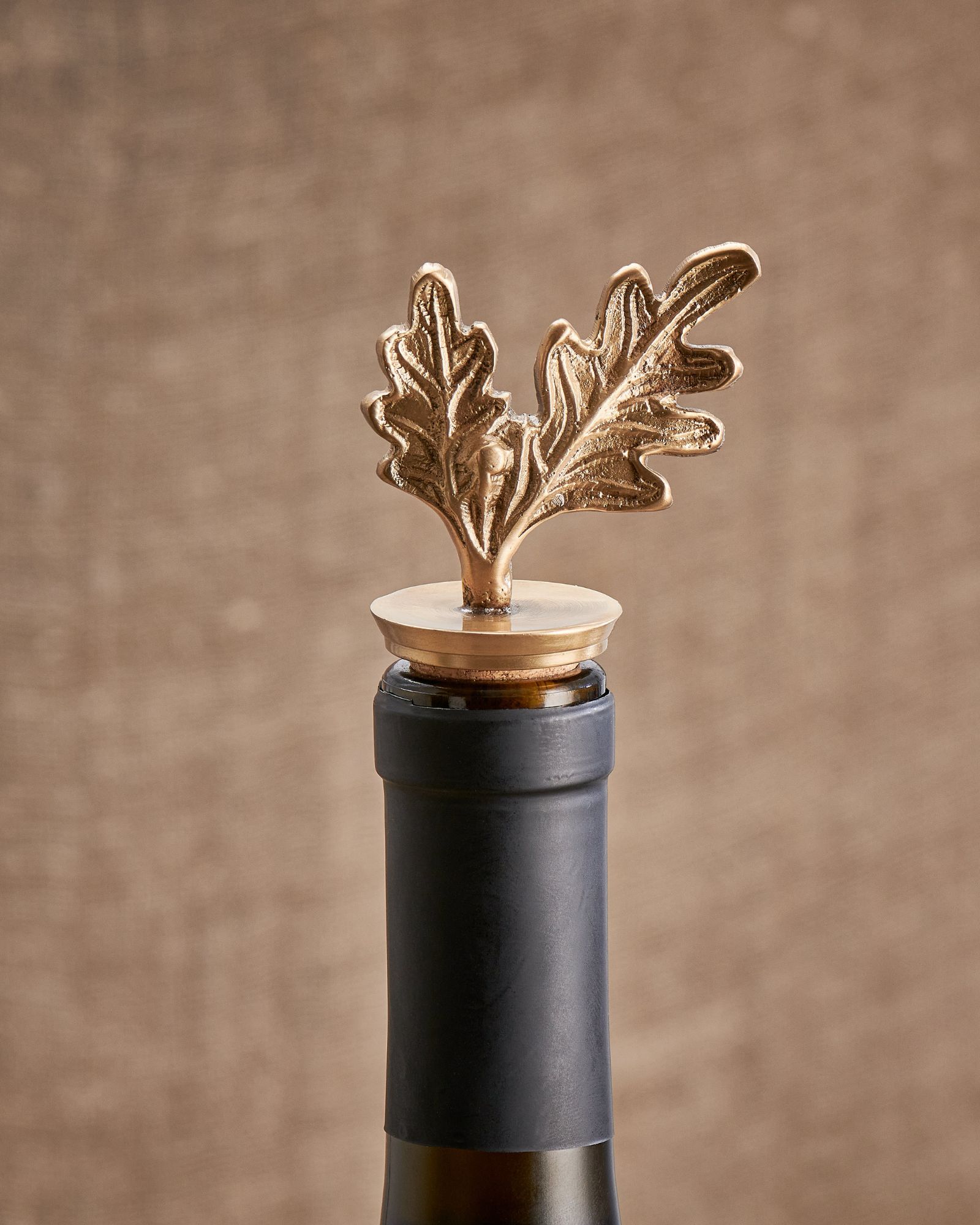 Oak leaf bottle topper - Desktop.jpg