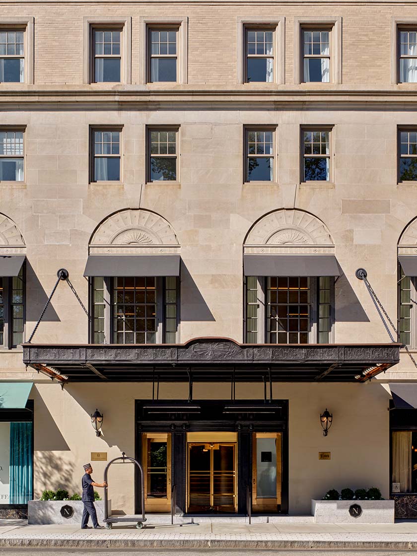 Insiders-guide_Les-Vegas_Journal_New-England-01