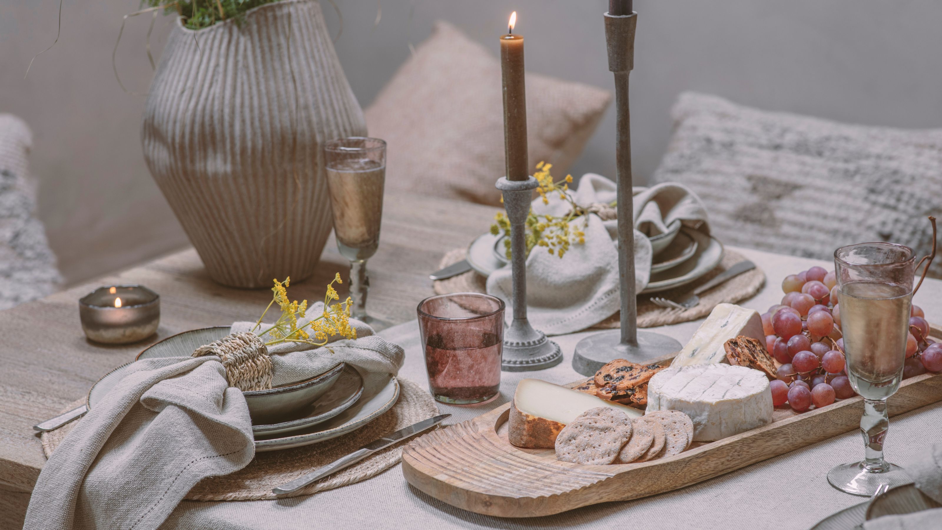 Spring dining 5 - Desktop.jpg