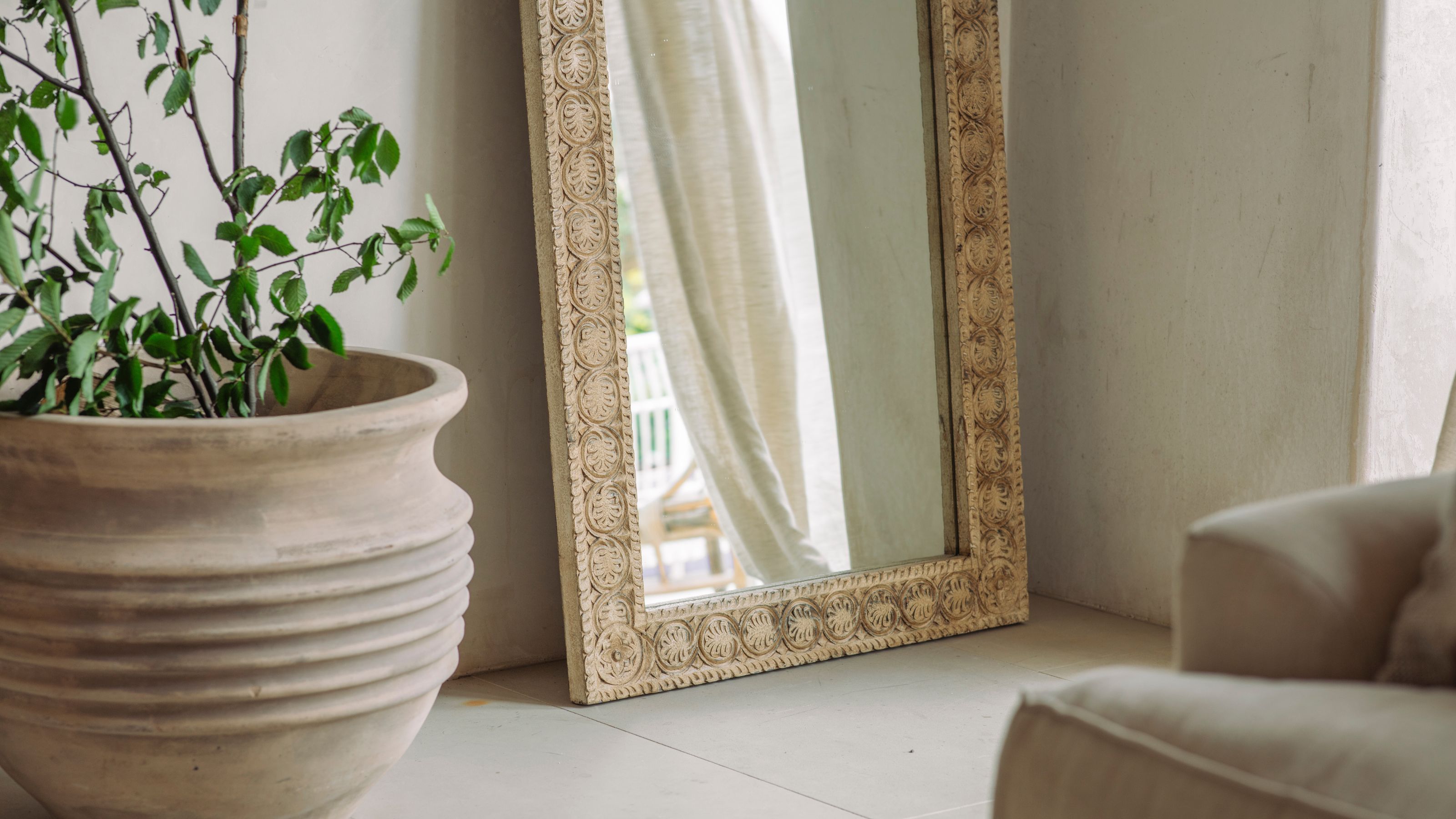 Summer living room 18 - Desktop.jpg